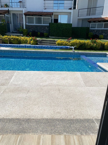 Imagen 16 de 30 de Venta De Casa Con Roof En Zibatá, Querétaro