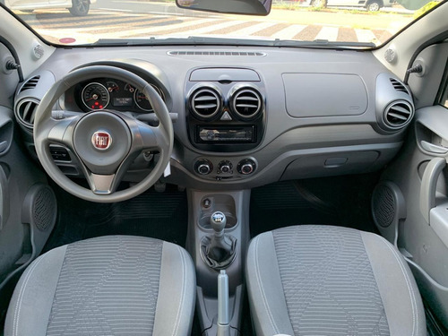 Fiat Palio Attractive 1.0 4pts 2016