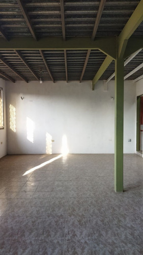 Imagen 5 de 7 de Local En Alquiler En Sector Portugal, Barcelona