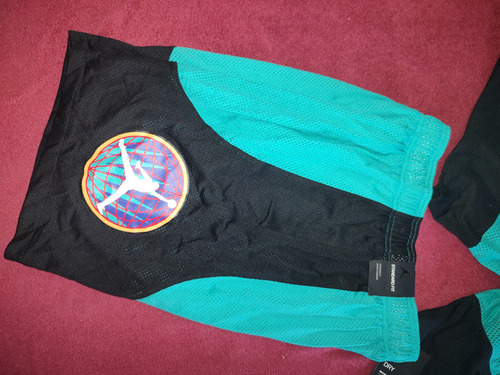 Shorts Jordan Legacy (Usado)