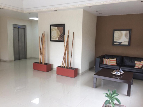 Monoambiente En El Edificio Isa Iii