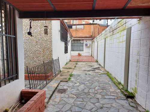 Imagen 11 de 14 de Casa En Urb Los Caobos En Maracay