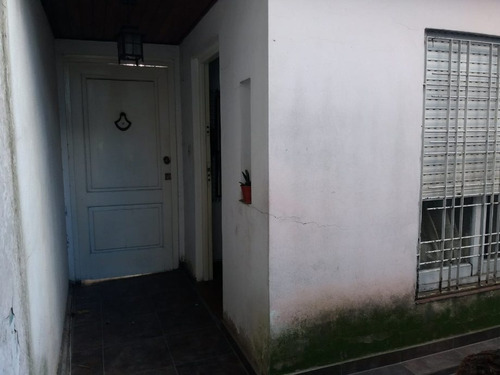 Imagen 2 de 14 de Casa Ph En Venta En Moron Centro