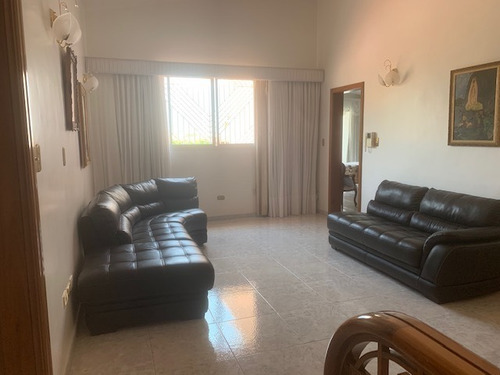 Imagen 8 de 25 de Vendo Casa 770m2 8h/7b/7pe Caurimare