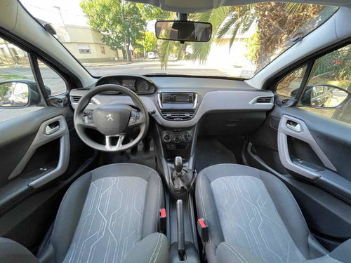 Peugeot 208 2017 1.5 Active
