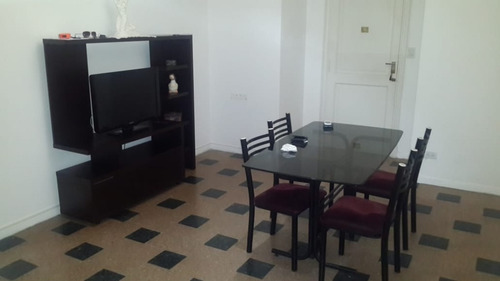 Imagen 19 de 19 de Depto. 2 Amb. Y Medio. 2 Baños. Remodelado A Nuevo. Buena Ubicación.