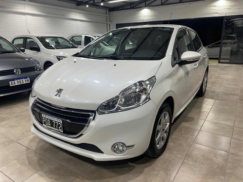 Peugeot 208 1.5 Allure Touchscreen