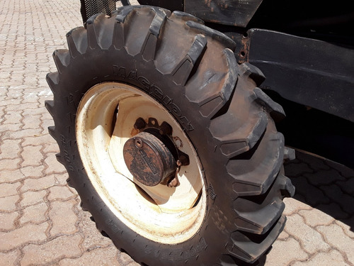 Trator Valtra Bf 75f - Ano 2005 - 884 Horas-oferta