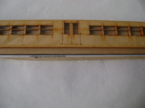 Imagen 4 de 8 de Nico Coche Toshiba Elect C/cabin Kit Fibrofacil H0 (mnt 71)