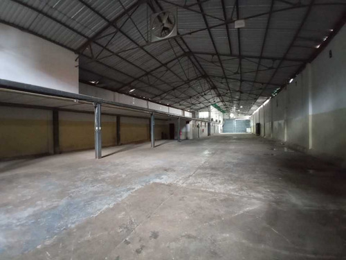 Imagen 4 de 18 de Se Vende O Alquila Galpón 1.250 M² Los Dos Caminos