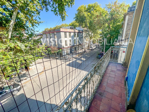 Bajo De Precio Oportunidad Inversion Venta Padron Unico Local 71 M2 Y 5 Mts Altura Con Vivienda De Altos 61 M2 Ambientes Enormes Terraza Patios Balcones Arenal Grande Villa Muñoz La Figurita Comercial