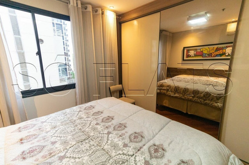 Imagem 11 de 15 de Flat Em Moema Reformado E Finamente Decorado - Sf36463