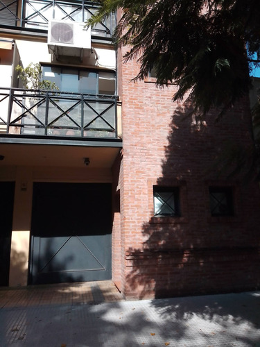 Dueño Vende Casa 4 Ambientes Con Inmenso Garage 