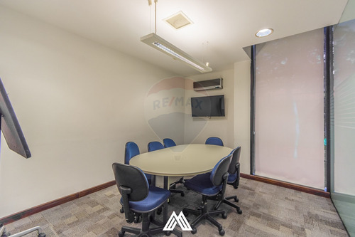 Local/oficina En Berro Y Av. Brasil 300m2 -gc Inc.