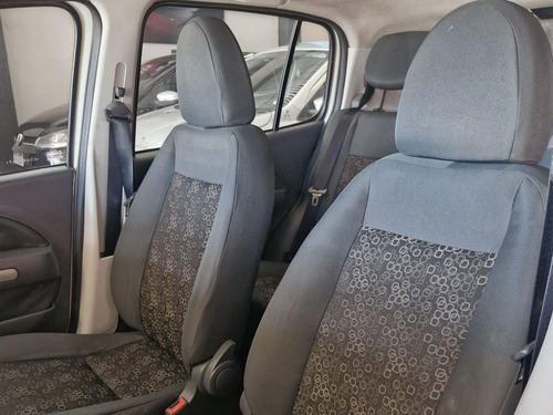 Fiat Uno Vivace 1.0