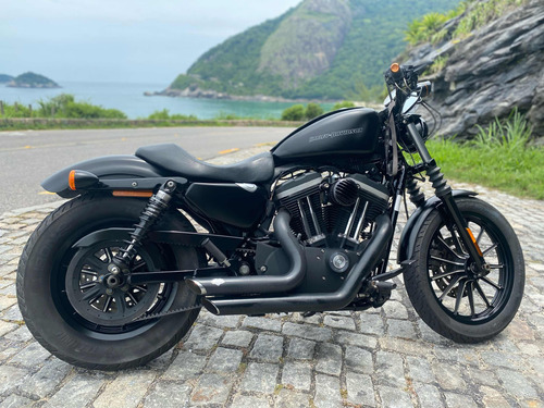 Harley 883 Iron