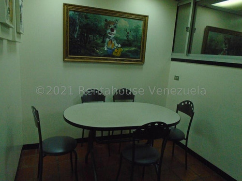 En Boleita Norte Se Vende Edificio Uso Industrial, Comercial O Residencial De 4 Niveles