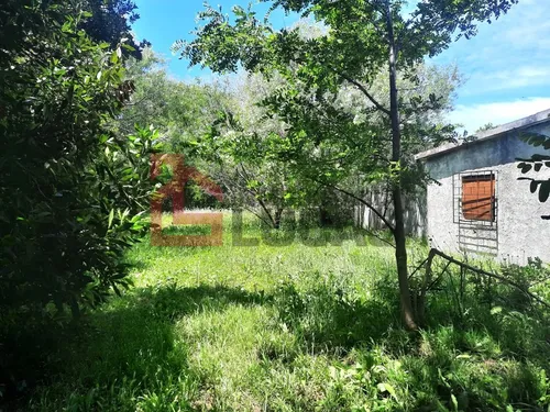 Terreno Con Mejoras, Inmejorable Para Industria Y Comercio