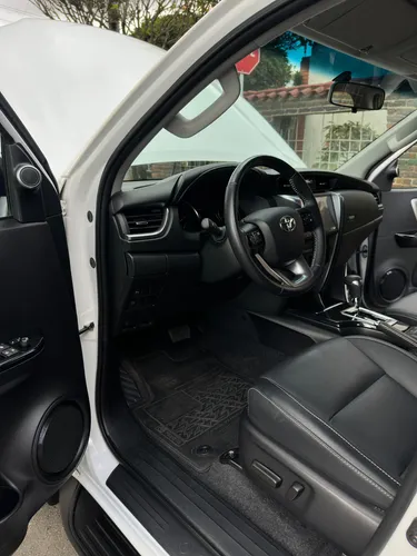 Toyota Fortuner 2.8l