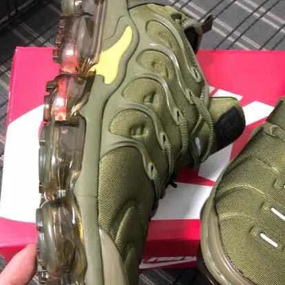 Vapormax plus verde militar new arrivals