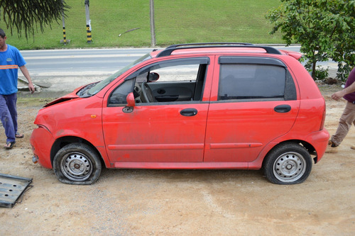 Sucata...chery Chery Qq 1.1 16v Sucata Para Revender Peças