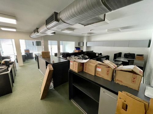 Imagen 9 de 28 de Edificio Corporativo De Oficinas En Martínez