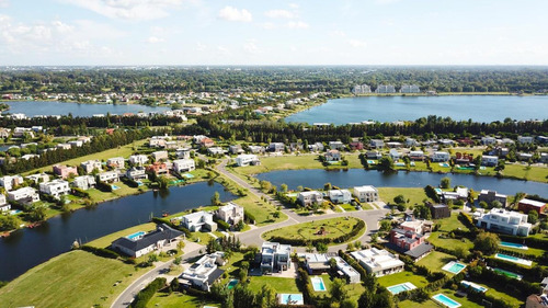 Imagen 4 de 8 de Al Río! Excelente Lote Al Agua En San Marco - Villanueva