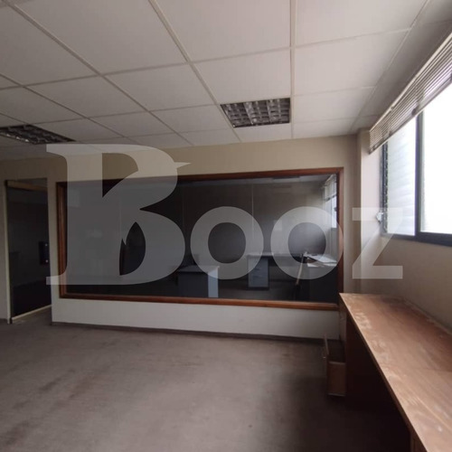 Alquiler De Piso Industrial, Guarenas 526mt2