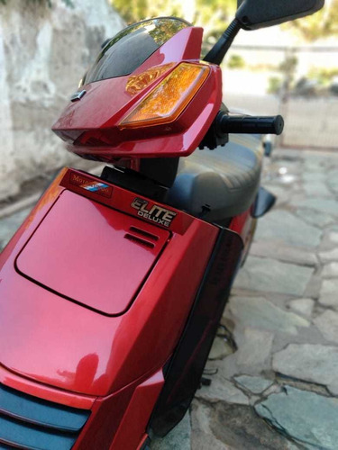 Imagen 2 de 8 de Honda Elite 150 Deluxe