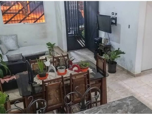 Imagen 9 de 19 de Se Vende Casa En San Diego, Villa Monte Carmelo, Conjunto Cerrado, Excelente Ubicación Y Clima.