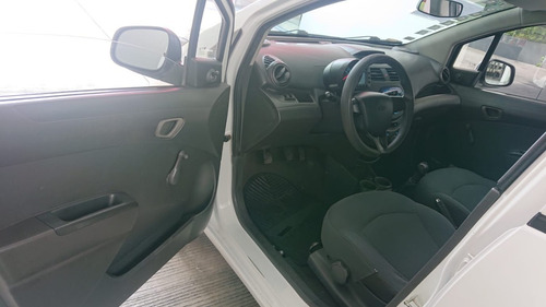 Imagen 11 de 15 de Chevrolet Spark 1.2l Paquete B 2012