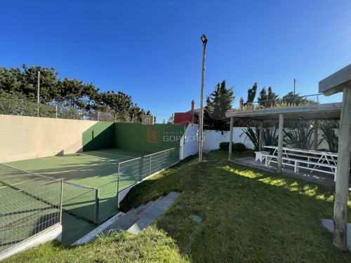 Apartamento De 3 Dormitorios En Alquiler De Temporada En La Barra