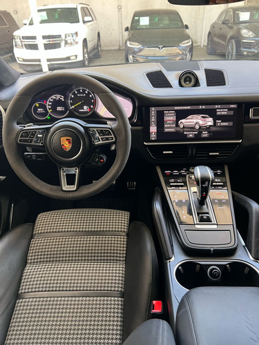 Porsche Cayenne Turbo S E-hybrid Coupe 4.0 Lts