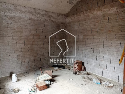 Oportunidad!! Muy Buena Construcción En Pozo!!
