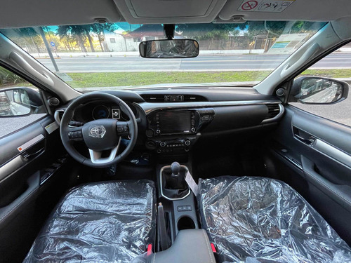 Toyota Hilux 2.8 Cd Srv 177cv 4x4 2020