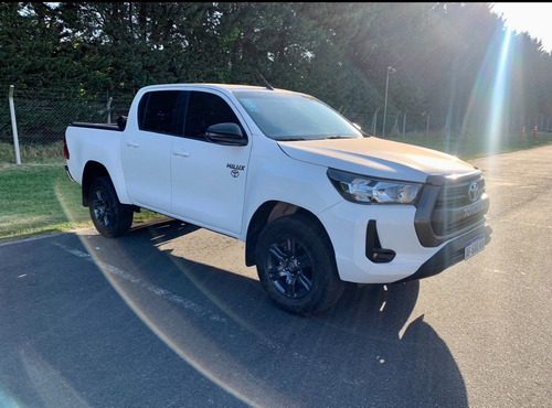 Toyota Hilux 2.4 Cd Sr 150cv 4x2
