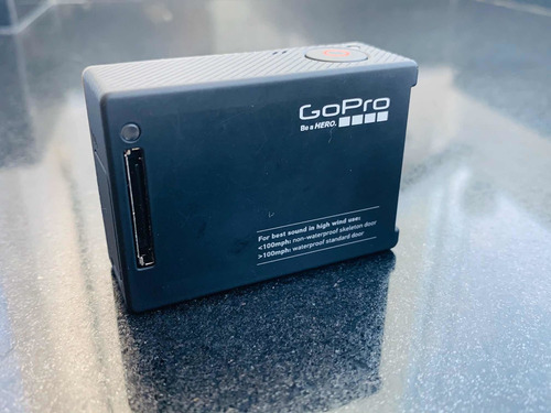 Gopro 4 Com Acessórios + Micro Sd 32gb E De 8gb