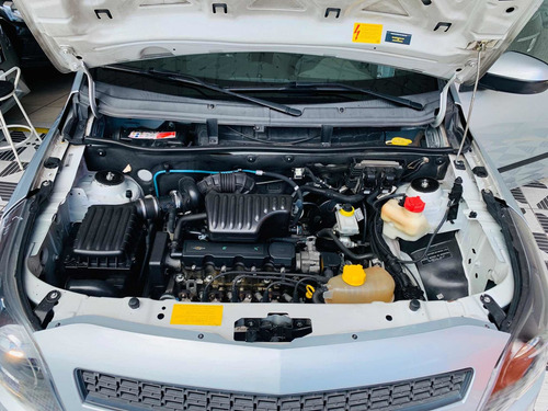 Imagem 12 de 12 de Chevrolet Agile 2013 1.4 Lt 5p