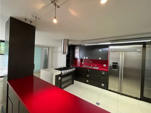 Casa Poblado-san Lucas 366mt2-4 Alcobas + Estudio-exclusiva Unidad