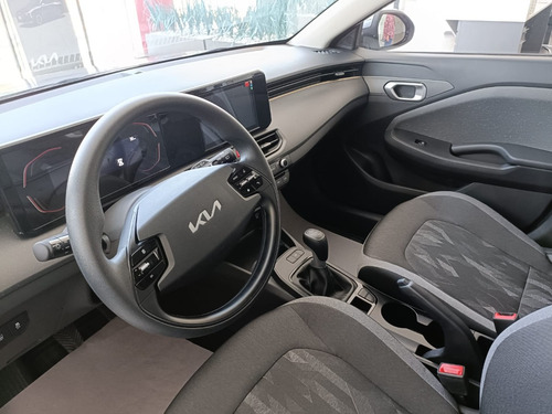 Kia K3 1.6 Lx Hatchback Mt