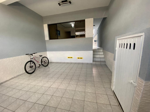 Imagem 23 de 28 de Sobrado Com 3 Dormitórios À Venda, 220 M² Por R$ 650.000,00 - Jardim Rina - Santo André/sp - So1548