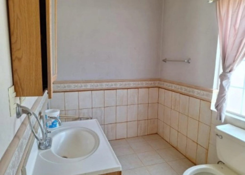 Casa A Precio De Remate En Nuez De Macadamia, Paseo De Los Nogales, Chihuahua Cd. Juárez. Arf