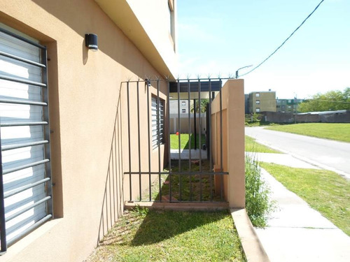 Imagen 2 de 4 de Chalet En Venta En Longchamps