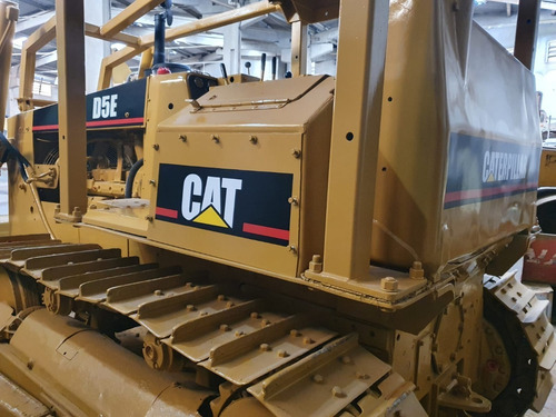 Imagem 3 de 11 de Trator Esteiras Caterpillar D5e Embreagem 1998