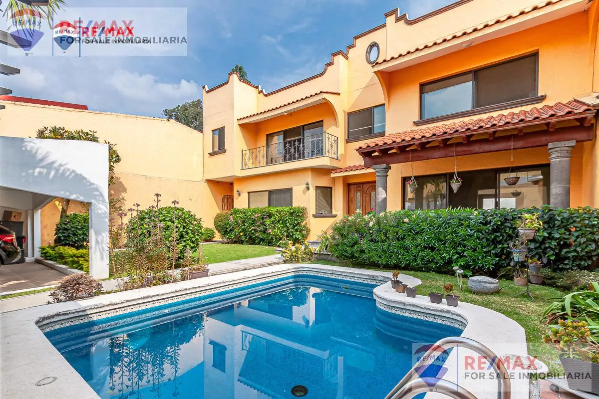 Venta De Casa En Jardines De Reforma, Cuernavaca, Morelosclave 4181