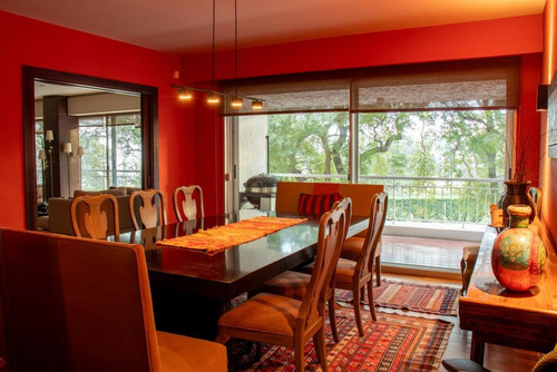 Exclusivo.zona Punta Carretas,bulevar Artigas Frente Al Golf Y A 200 Metros De Rambla Y Shopping.todo Un Piso De 330 M2,recepción, Amplia Terraza, Comedor, Doble Estar,4 Dorm.4 Baños.servicio.2 Gges.