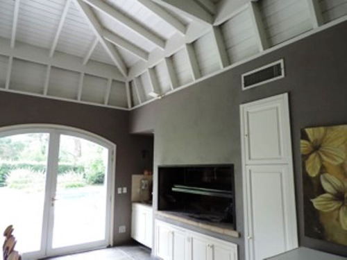 Excelente Casa En 409 E/ 132 Bis Y 134 Villa Elisa