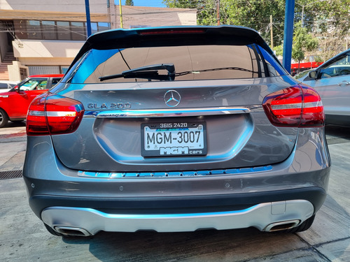 Mercedes-Benz Clase GLA 1.6 200 Cgi Sport At