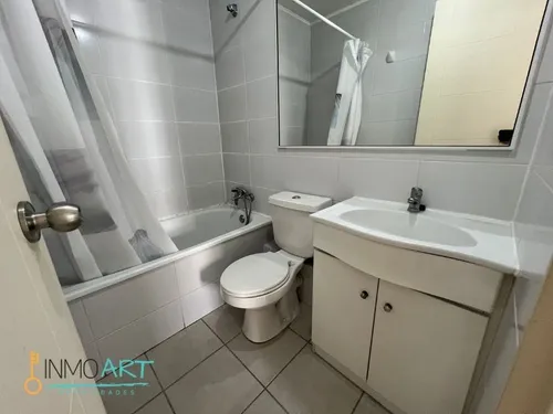 Departamento En Arriendo De 2 Dorm.+ Estacionamiento, Te