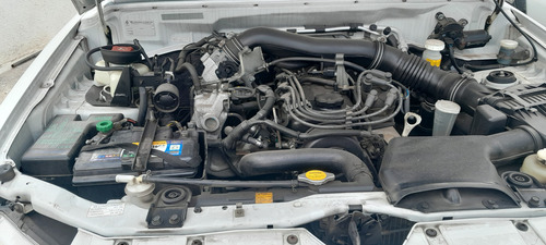 Mitsubishi Pajero TR4 2.0 4x2 Flex 5p